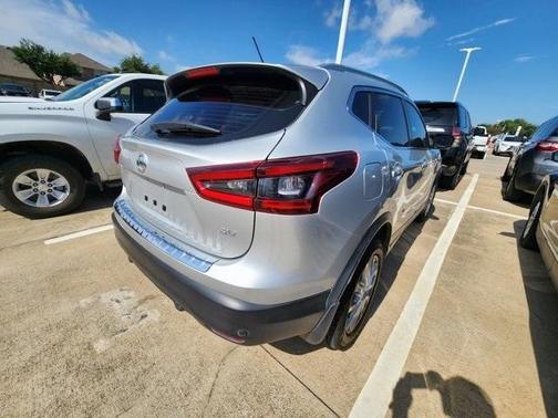 2020 Nissan Rogue Sport SV