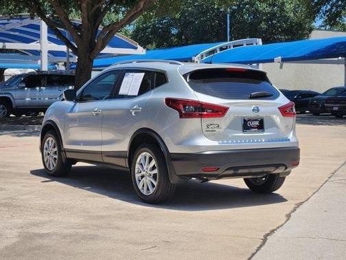 2020 Nissan Rogue Sport SV