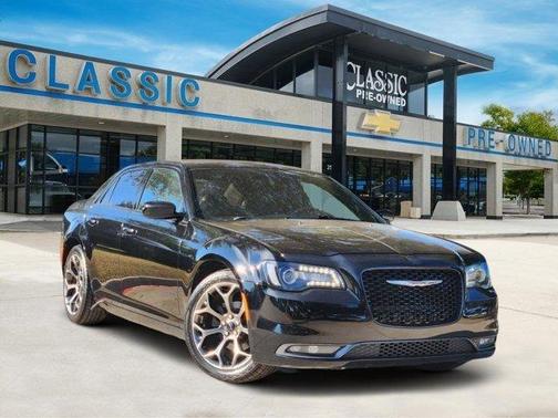 2016 Chrysler 300 S