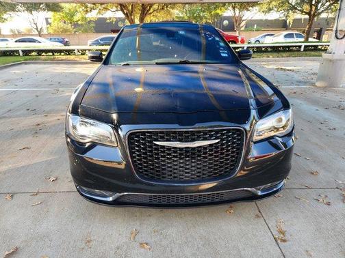 2016 Chrysler 300 S