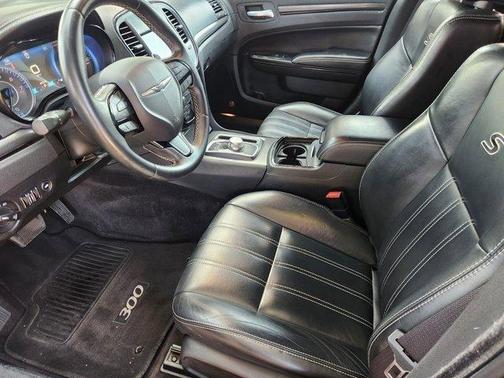 2016 Chrysler 300 S