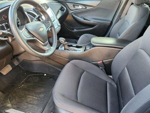 2023 Chevrolet Malibu RS