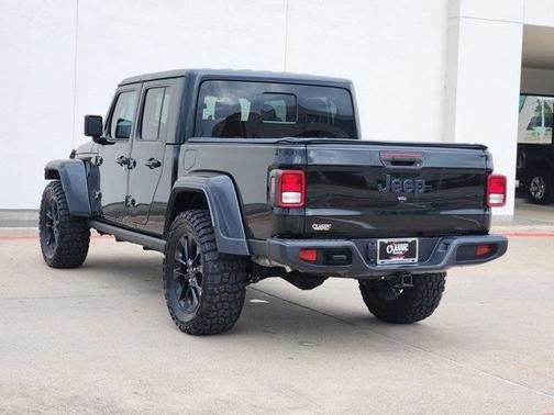 2024 Jeep Gladiator Nighthawk
