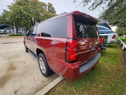 2019 Chevrolet Suburban LT