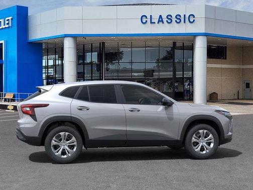 2025 Chevrolet Trax LS