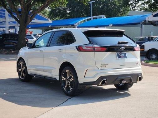 2020 Ford Edge ST