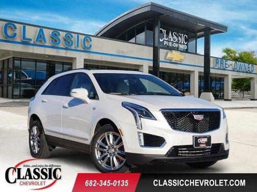 2025 Cadillac XT5 Sport