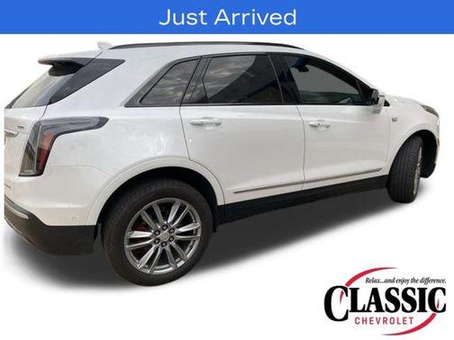 2025 Cadillac XT5 Sport