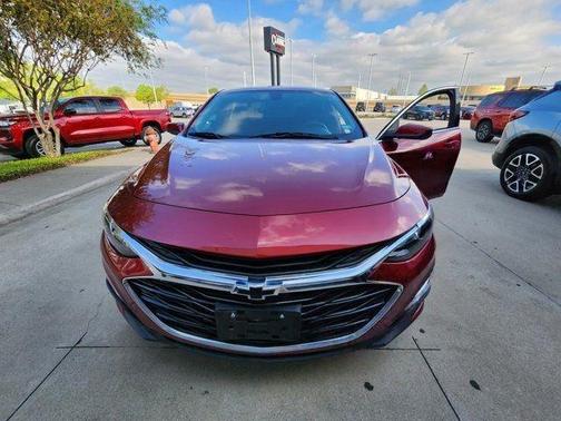 Cherry Red Tintcoat 2021 Chevrolet Malibu RS