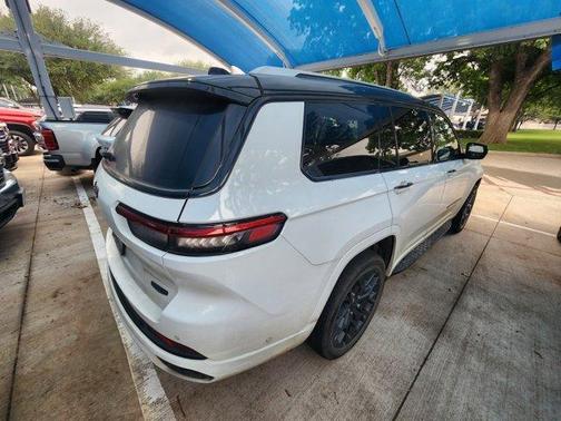 2023 Jeep Grand Cherokee L Summit