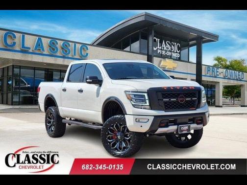 2024 Nissan Titan PRO-4X