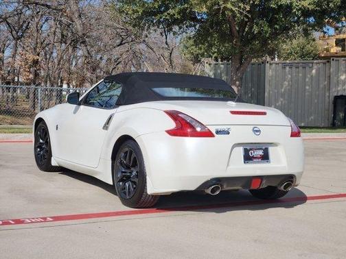 2018 Nissan 370Z Base