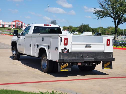 2025 Chevrolet Silverado 3500 WT