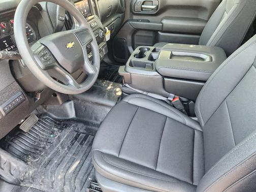 2025 Chevrolet Silverado 3500 WT