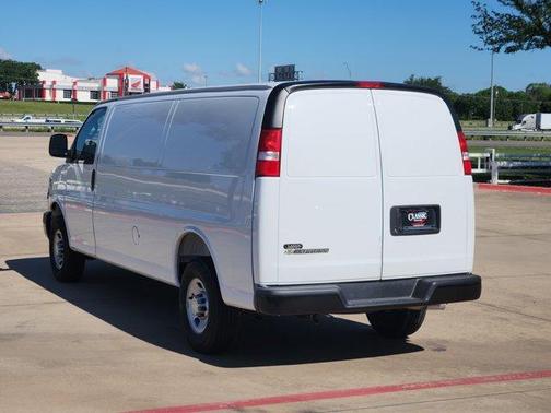 2025 Chevrolet Express 3500 Work Van