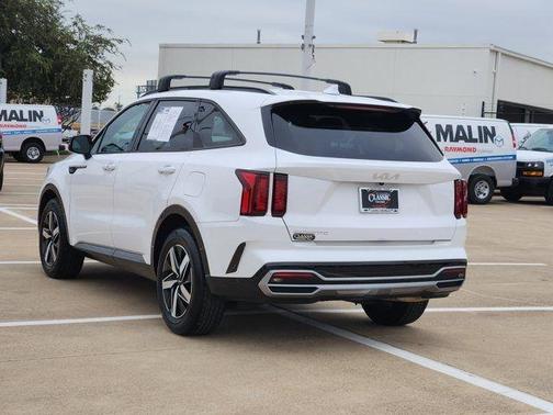 2023 Kia Sorento S