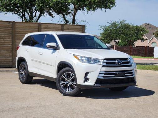 2019 Toyota Highlander LE