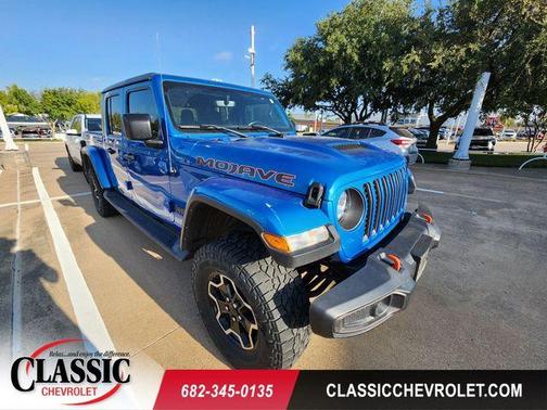 Hydro Blue Pearlcoat 2023 Jeep Gladiator Mojave