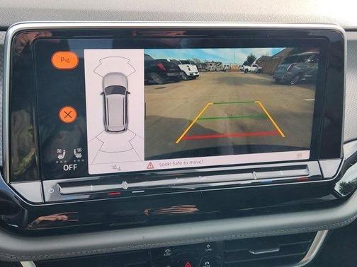 2024 Volkswagen Atlas 2.0T Peak Edition SEL