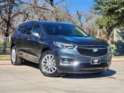 2020 Buick Enclave Essence