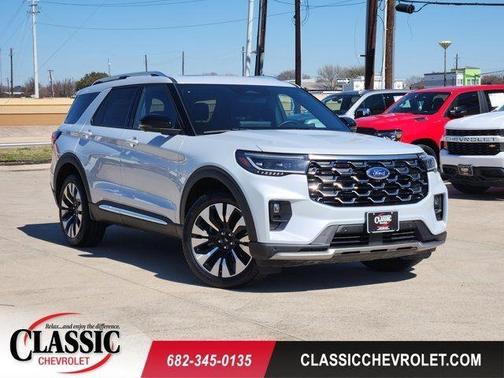 2025 Ford Explorer Platinum