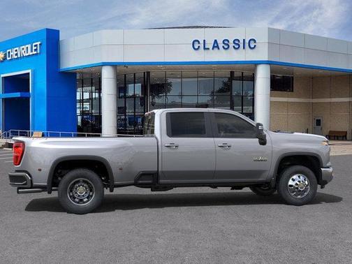 2025 Chevrolet Silverado 3500 LT