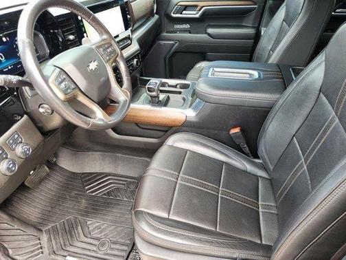 2022 Chevrolet Silverado 1500 High Country