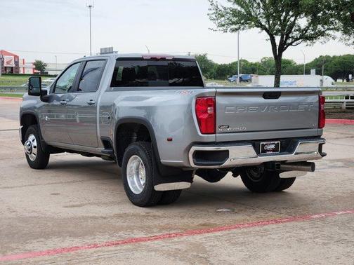 2025 Chevrolet Silverado 3500 LT