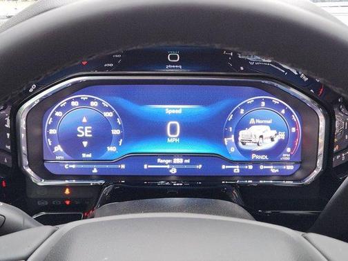 2025 Chevrolet Silverado 3500 LT