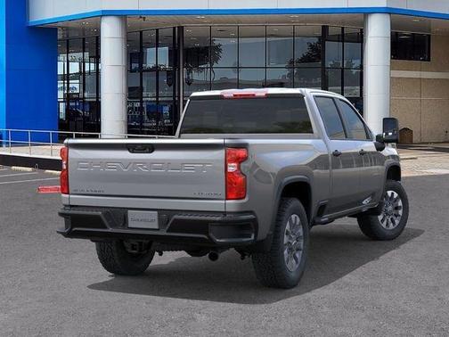 Sterling Gray Metallic 2026 Chevrolet Silverado 2500 Custom