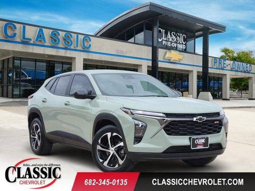 Green 2024 Chevrolet Trax 1RS