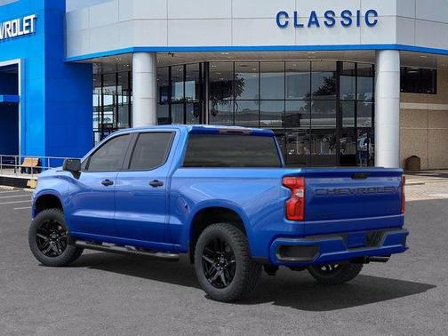 2025 Chevrolet Silverado 1500 Custom