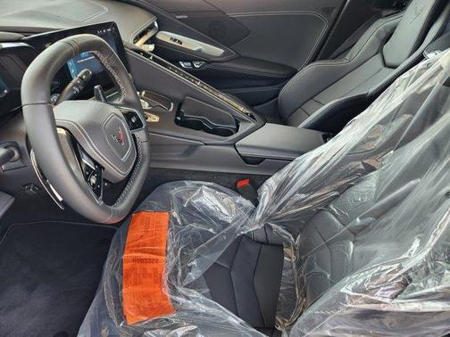2025 Chevrolet Corvette Stingray w/1LT