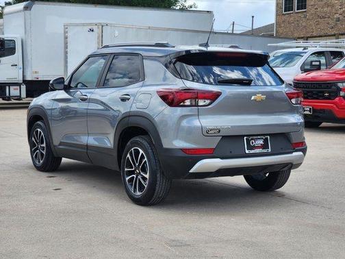 Sterling Gray Metallic 2024 Chevrolet Trailblazer LT