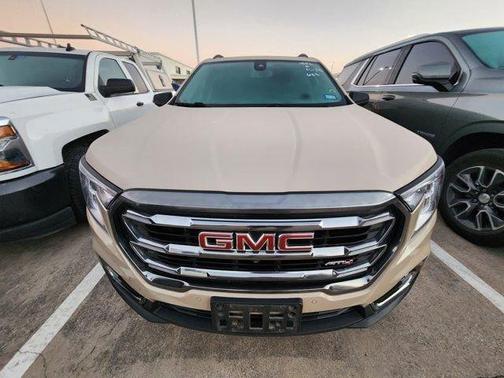 2023 GMC Terrain AT4