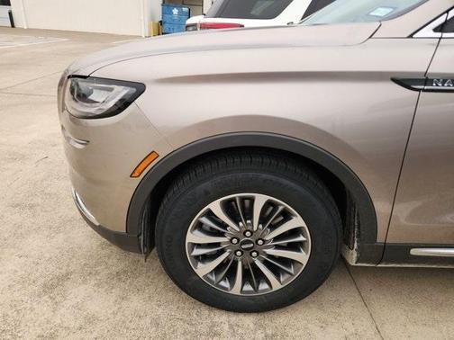 2021 Lincoln Nautilus Standard