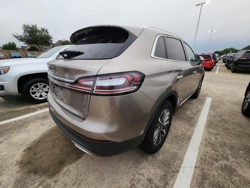2021 Lincoln Nautilus Standard