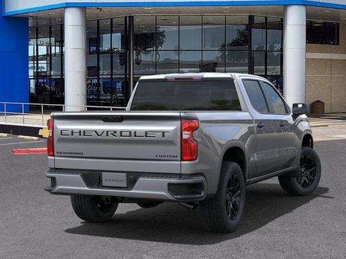2025 Chevrolet Silverado 1500 Custom