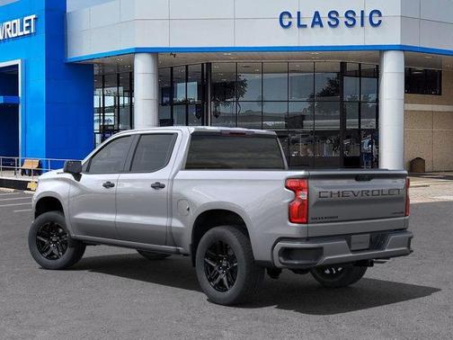2025 Chevrolet Silverado 1500 Custom