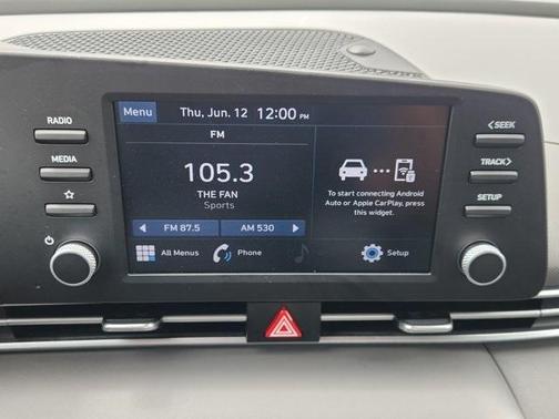 2021 Hyundai ELANTRA SE