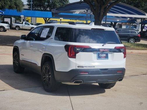 2022 GMC Acadia SLE