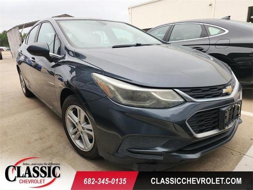 Graphite Metallic 2017 Chevrolet Cruze LT