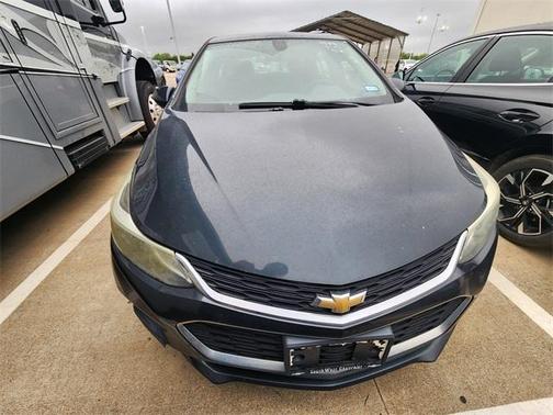 Graphite Metallic 2017 Chevrolet Cruze LT