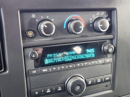 2024 Chevrolet Express 3500 LS