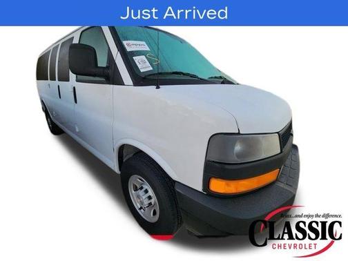 2024 Chevrolet Express 3500 LS