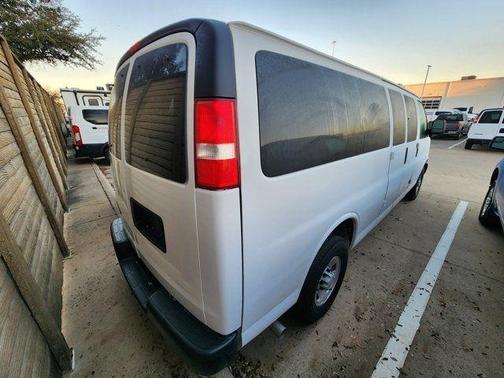 2024 Chevrolet Express 3500 LS