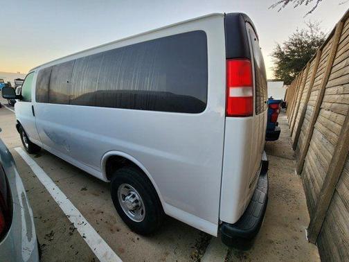 2024 Chevrolet Express 3500 LS