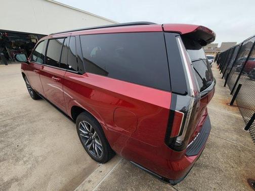 2023 Cadillac Escalade ESV Sport