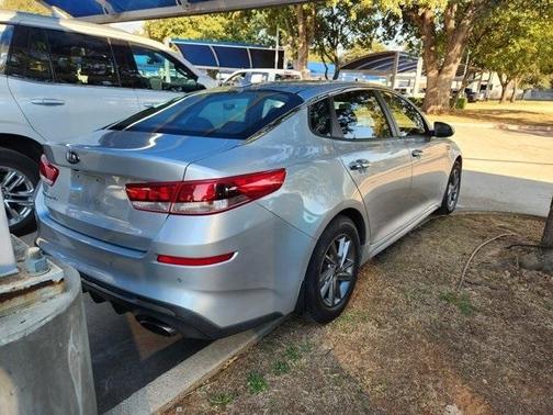 2020 Kia Optima LX