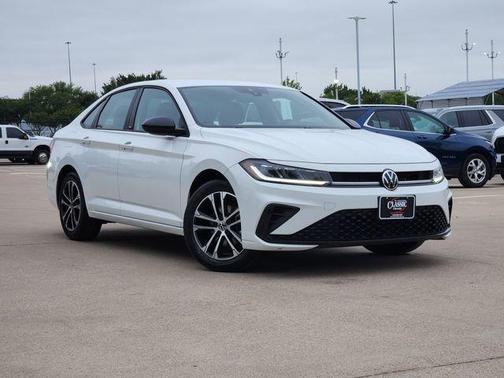 Pure White 2025 Volkswagen Jetta 1.5T Sport